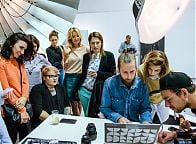 Warszawska Szkoła Reklamy i Fundacja Kwiat Kobiecości. Zdjęcia backstage - z 10/10/2017 plan IX kampanii społecznej Piękna bo Zdrowa. Fot. Weronika Jarząbek