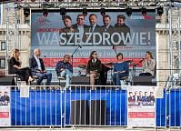 Fundacja Kwiat Kobiecości przy wsparciu Warszawskiej Szkoły Reklamy zainaugurowała kampanię pt. Piękna, bo zdrowa. 11-12 maja 2019 r. Fot. Anita Kot